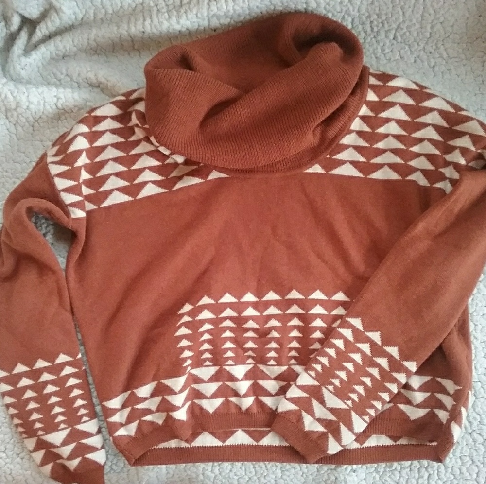 Indie crop top sweater